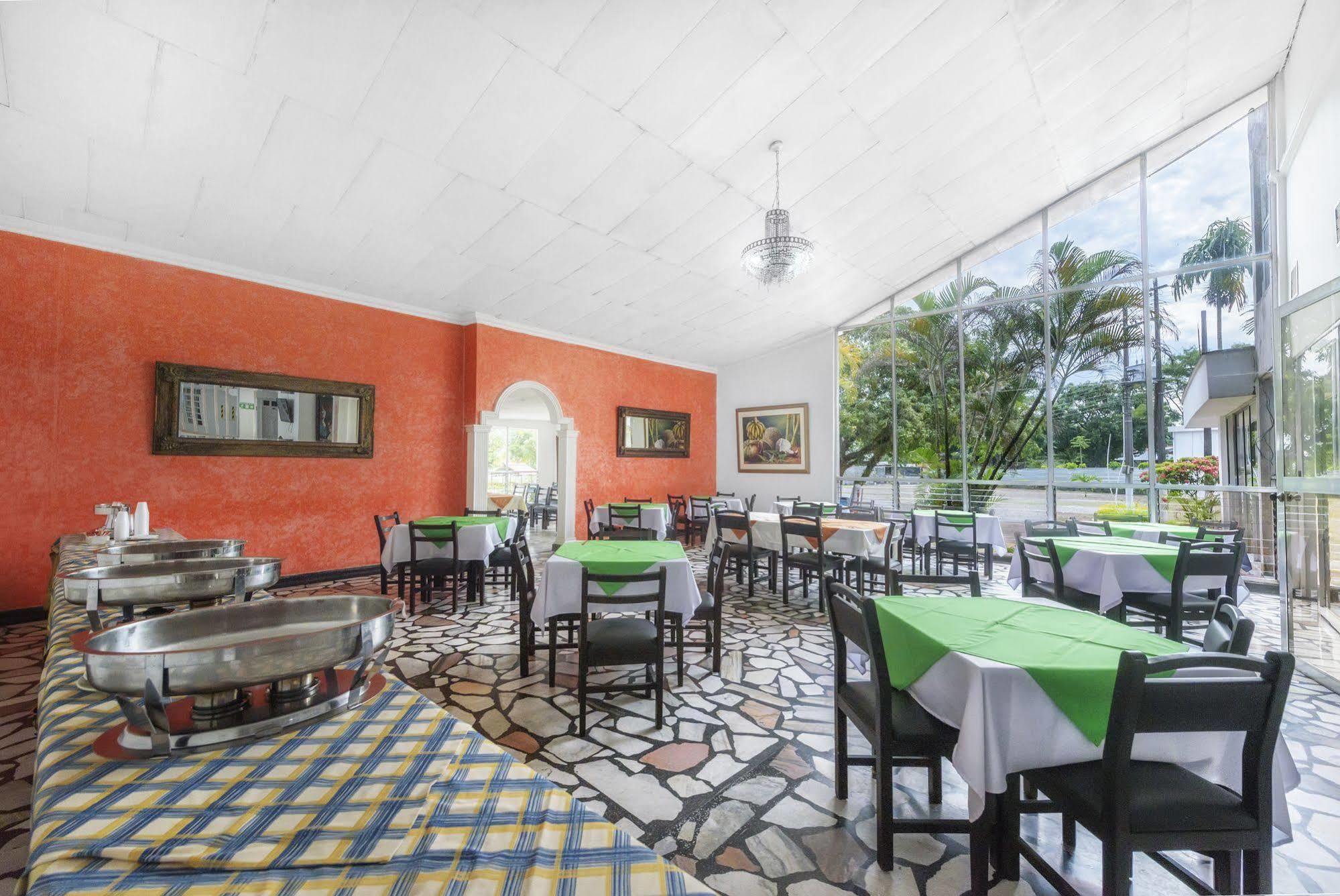Santa Barbara Hotel Country 比亚维森西奥 外观 照片